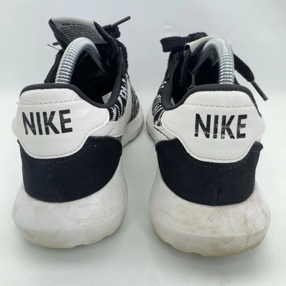 Nike Women's Roshe LD 1000 KJCRD Black White Size 9.5 819845 001 Training Shoes